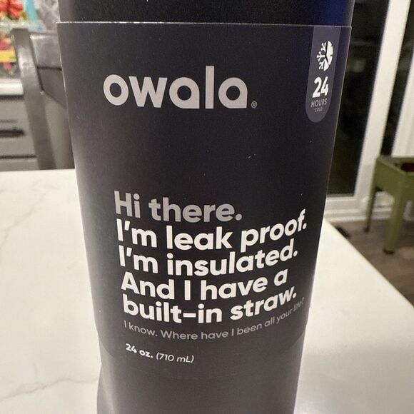 Owala FreeSip Insulated Stainless Steel Water Bottle Straw 24oz Very Very Dark - Picture 4 of 10